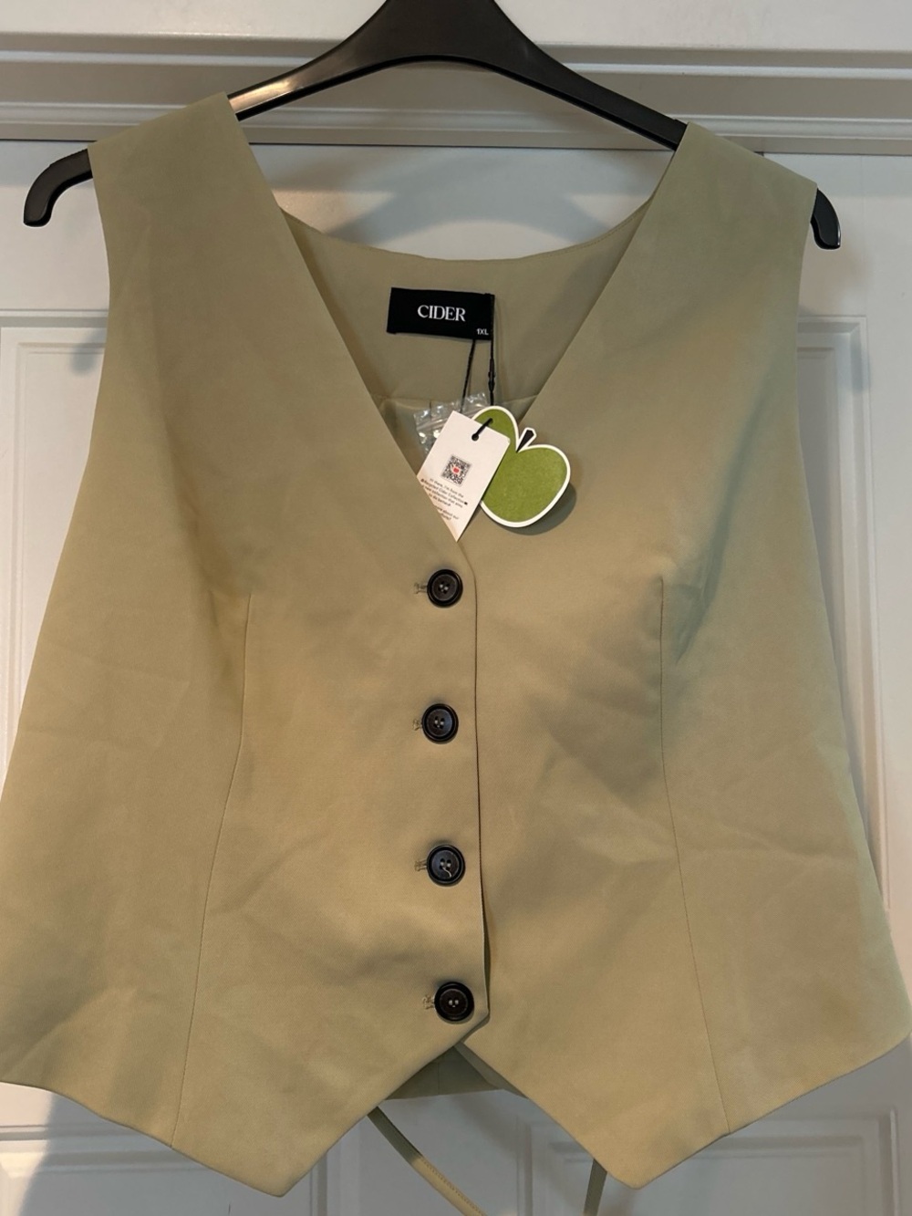 Cider Olive Green V‑Neck Button Front Vest